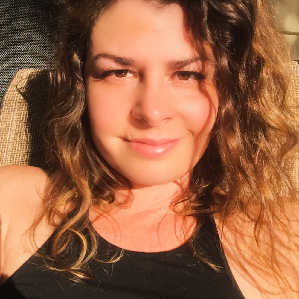 Meet your Posher, Nikki